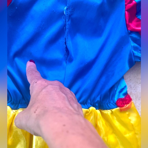 Disguise Snow White Toddler Costume - Classic Dress With Cameo, Glitter Fabric, Size Small (2T)